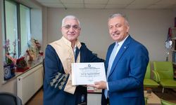 Erzincan'a 3 profesörlük 1 doçentlik verildi...