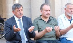 Erzincan, Mihrali Aksu'yu Unutmadı! Kabri Başında Duygu Dolu Anma