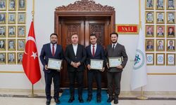 Vali Aydoğdu’dan müftüye veda, imama başarı belgesi