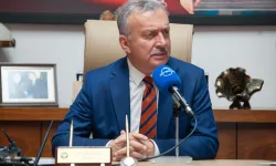 Rektör Levent, aday öğrencilere EBYÜ’nün imkânlarını anlattı