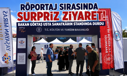 Röportaj Sırasında Sürpriz Ziyaret! Bakan Göktaş Sanatkârın Standında Durdu