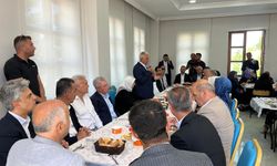 Baba Ocağında Vefa Buluşması: Binali Yıldırım Erzincan'da Dualar ve Gönül Sofrasında Hemşehrileriyle Bir Araya Geldi