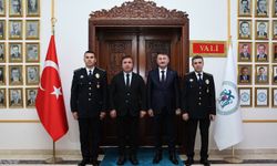 Başarıları Karşılıksız Kalmadı: Vali Aydoğdu’dan İki Emniyet Müdürüne Başarı Belgesi