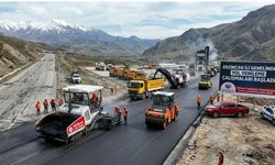 Erzincan’da Ulaşım Hamlesi: Köy Yolları Baştan Sona Yenileniyor!