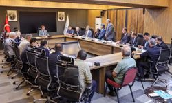 Vali Aydoğdu Mahalle Muhtarlarıyla Bir Araya Geldi