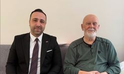 Mert Ödeş, Taburcu Olan Mustafa Kutlu'yu Evinde Ziyaret Etti...