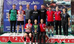 Erzincan badminton Türkiye birincisi oldu
