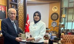 Erzincanlı Yazar Fatma Şahin'den Bilge Lider Bahçeli'ye Anlamlı Ziyaret!