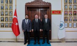 Vali Aydoğdu, Halef ve Selefi Kabul Etti...
