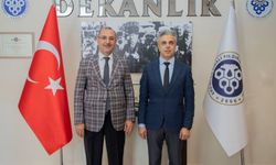 Prof. Dr. İsak Emin Aktepe’ye Yeniden Dekanlık Görevi Verildi.