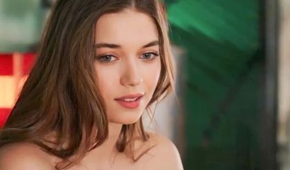 Afra Saraçoğlu “Pera” Dizisinde!