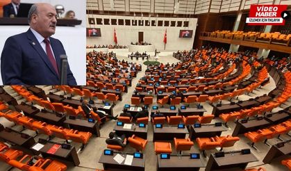 Süleyman Karaman’dan Gazi Meclis’inde anlamlı ev sahipliği