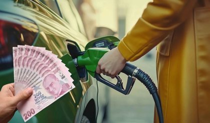 Akaryakıta dün indirim bu gün zam geldi