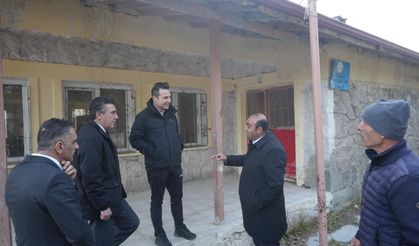 Karadağ, Altınbaşak’taki boş binaları inceliyor