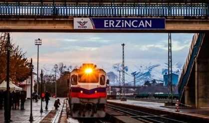 Erzincan Turistik Doğu Ekspresi ile 10 bin kişi ağırladı