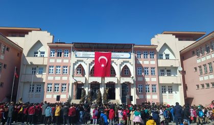 Askeri Bando  Erzincan'da Öğrencilere Konser Verdi