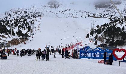 Ergan Dağı Zirveye Koşuyor