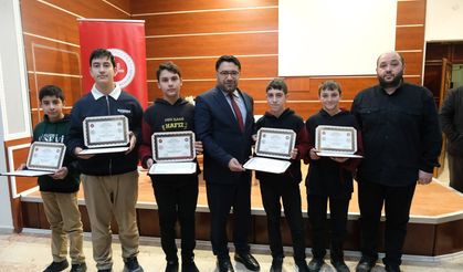 Erzincan'da Hafız Öğrencilere Belgeleri Takdim Edildi