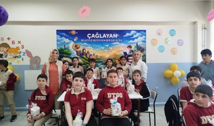 Öğrencilerden Anlamlı 23 Nisan Etkinliği