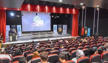 Erzurum'da öğrenciler 15 Temmuz ruhunu yeniden yaşattı