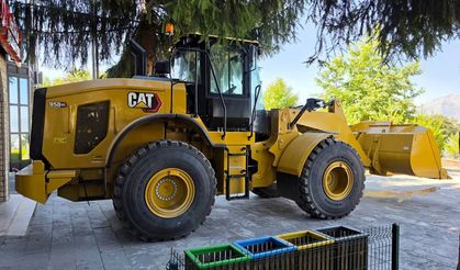 Erzincan'ın İlçesine CAT 950 GC Lastikli Yükleyici...
