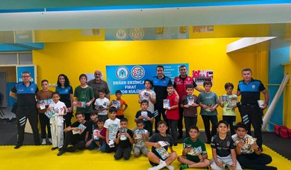 Erzincan'ın Polislerinden Minik Sporculara Güvenlik Eğitimi