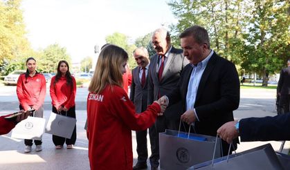 Erzincan’da Sporun Yükselen Yıldızları Valilikte
