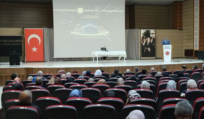 Erzincan’da Umre Yolcularına Eğitim Semineri Düzenlendi