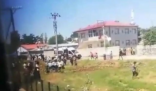 3 Yaşındaki Çocuğa Tren Çarptı