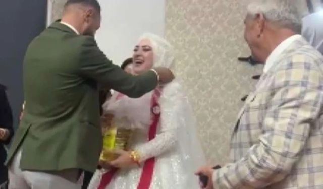 Erzincan'da yaşanan görüntüler Türkiye gündemine oturdu: Geline öyle bir şey taktılar ki...