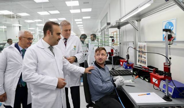 Türkiye'nin ilk kamera sistemleri üretim tesisi açıldı