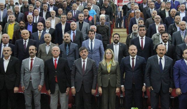 Aksun: "Evraklara imza atmadık, şehre imza attık"