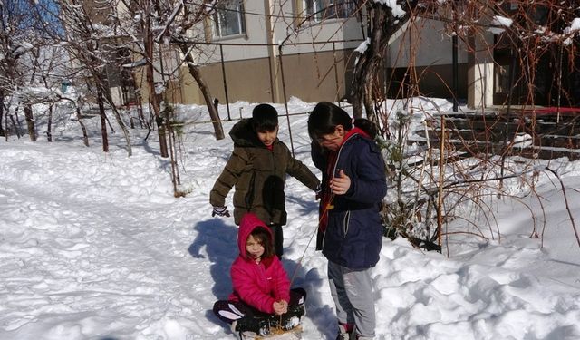 Bitlis’te 60 köy yolu ulaşıma kapalı