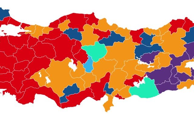 Türkiye geneli oyların yüzde 50'si açıldı