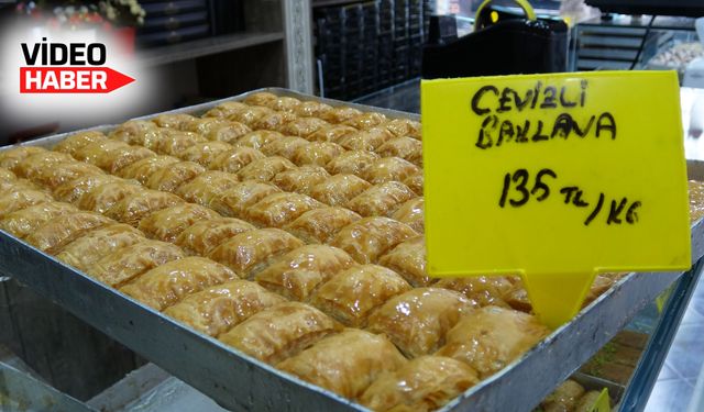Erzincan’da bayram tatlıları tezgâhtaki yerini aldı! İşte güncel fiyatlar…