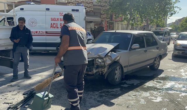 Elazığ'da trafik kazası: 3 yaralı