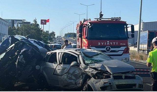 Tekirdağ’da feci kaza: İki araç hurdaya döndü!
