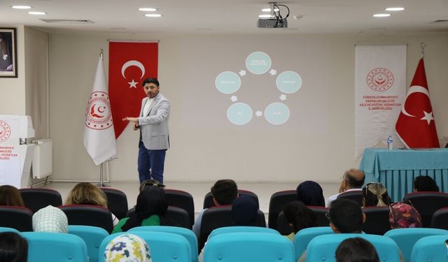 Erzincan’da “Logo Terapi ve İç Huzur" eğitimi düzenlendi