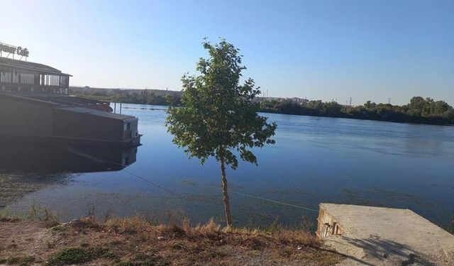 Fırat Nehri'nde erkek cesedi bulundu