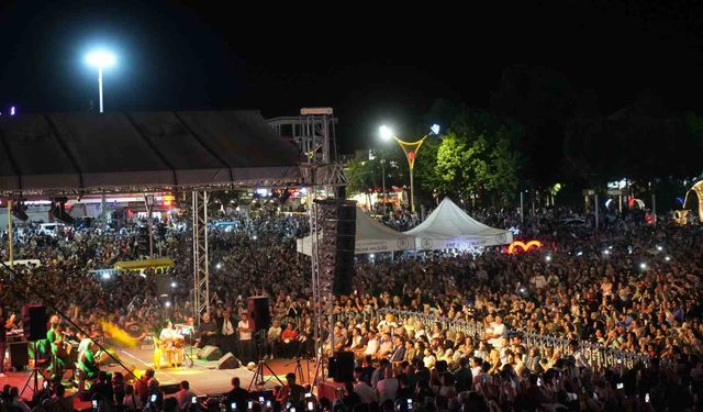 Recep Mutlutürk’ten konserlere sert eleştiri