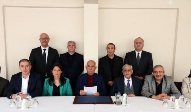 "Tüm gruplar silah bırakmalı ve PKK kendini feshetmelidir"