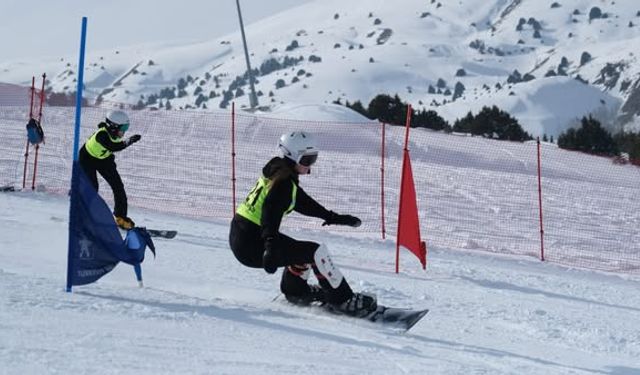 Ergan Dağı'nda Snowboard Heyecanı!