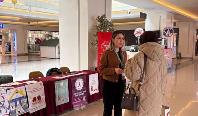 Erzincan’da Kanserle Savaş AVM’ye Taşındı