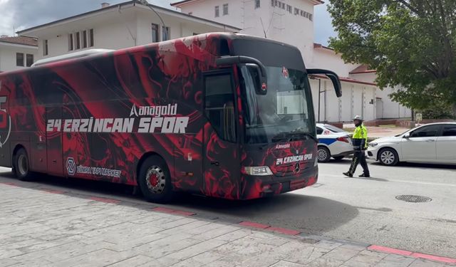 24 Erzincanspor'dan Otobüs icrası açıklaması