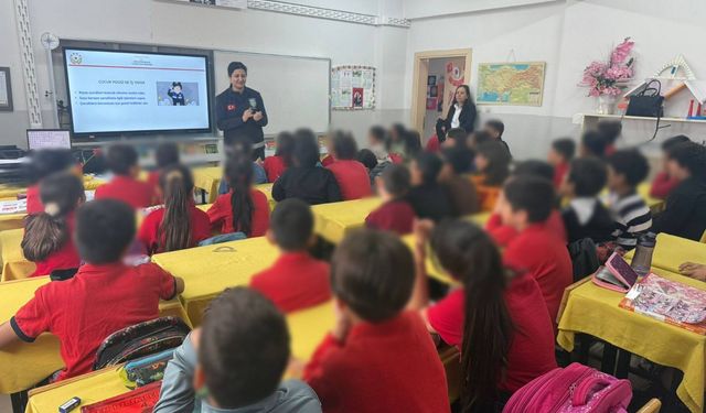 Çocuk Polisinde öğrencilere bilgilendirme