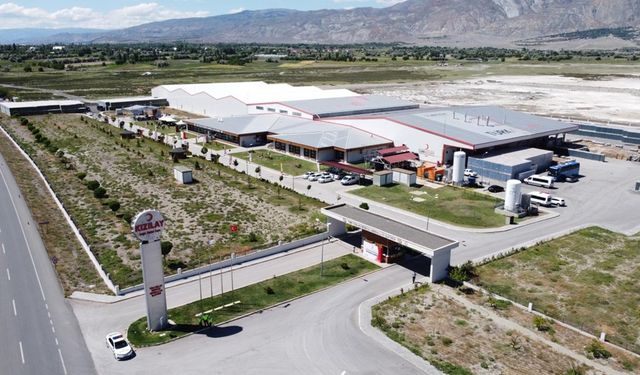 Sarıgül Kızılay Fabrikasından pay talep etti