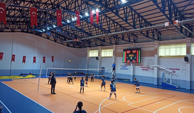 Üzümlü'de 19 Mayıs turnuvaları başladı