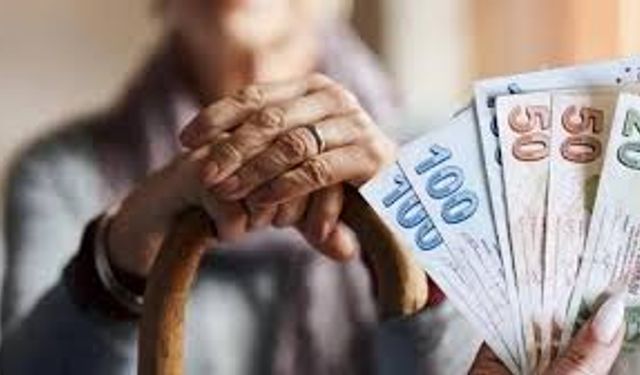 En düşük emekli maaşı zammı Resmi Gazetede yayınlandı
