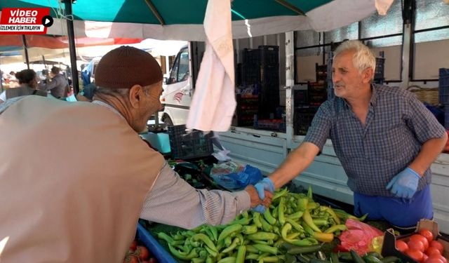 Erzincan pazarında kurban pazarlığını aratmayan diyalog yüzleri güldürdü