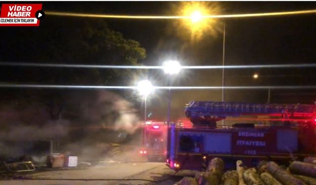 Erzincan'da gece yarısı yangın paniği
